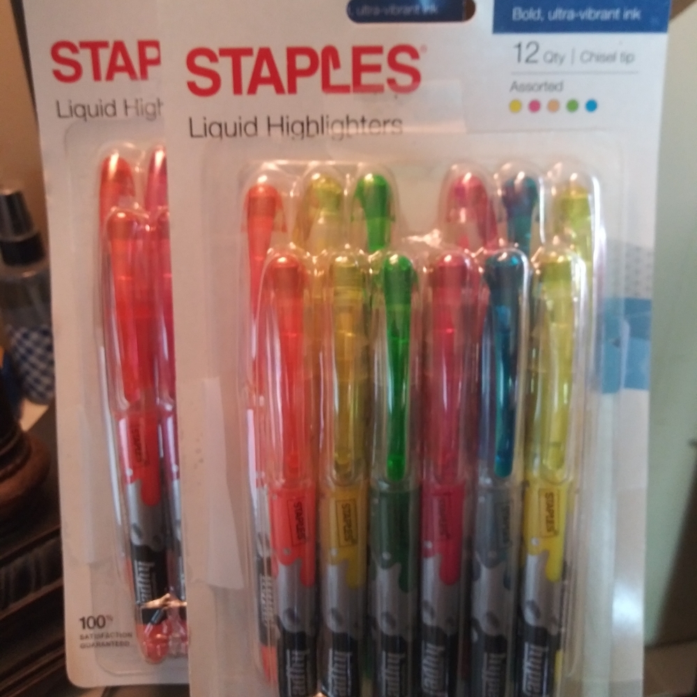 2 sets of Staples brand liquid highlighters
